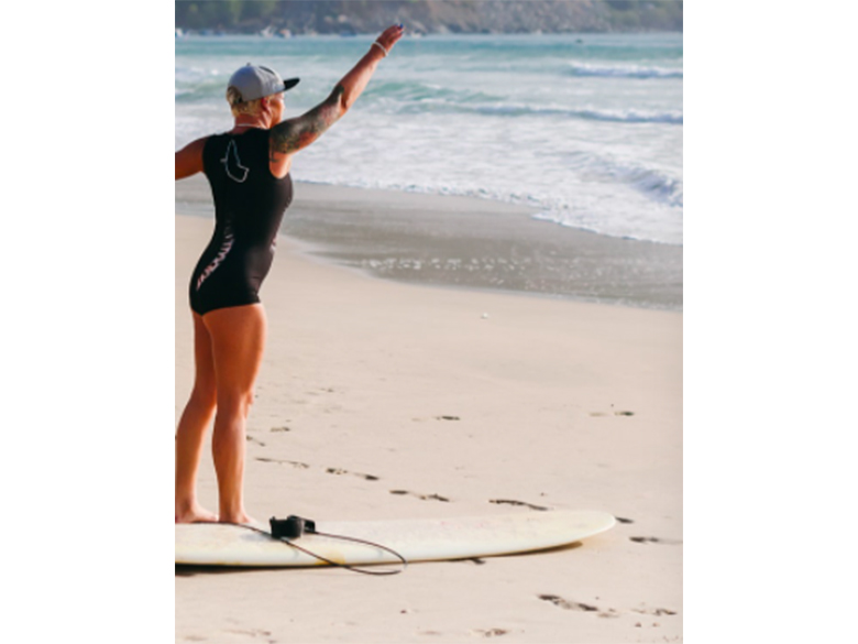 Apprenez le Surf ou le SUP avec la Boutique-École SURFSHACK située à Moisie