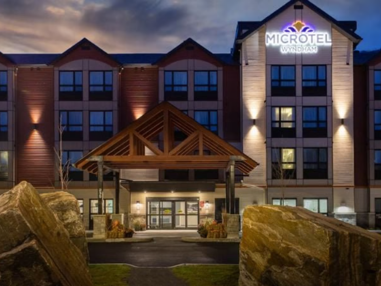 Microtel Mont-Tremblant 2024 – 3